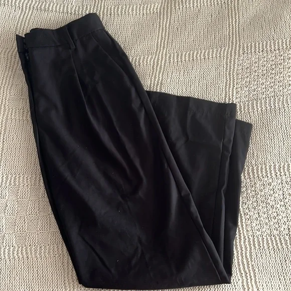 Black pants - Picture 3 of 4